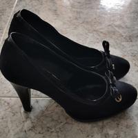 Décolleté eleganti con fiocco 