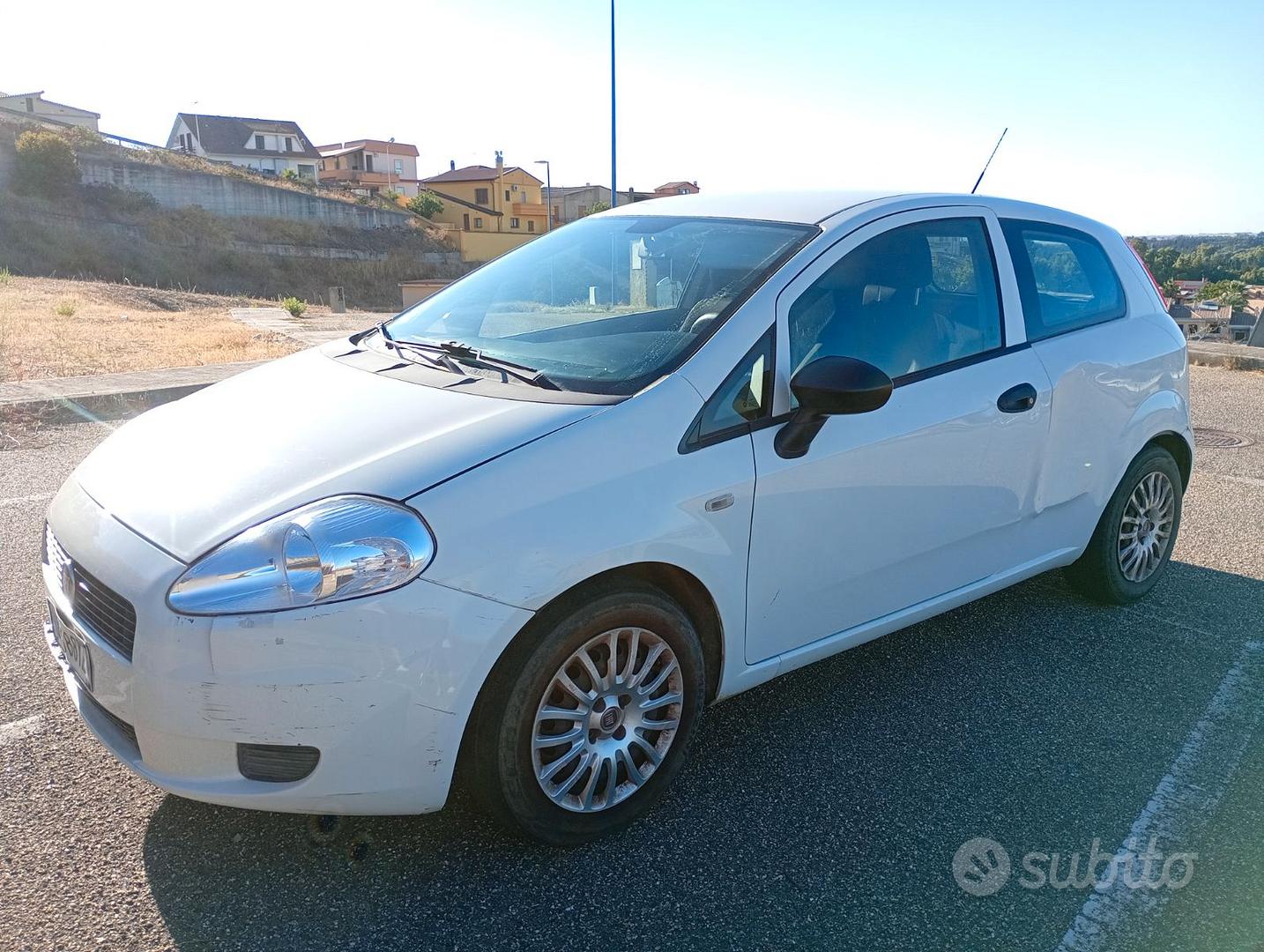 Fiat Punto 2013 photo 3