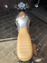 I moto guzzi modello v1100 sport