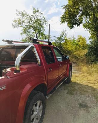 ISUZU D-max