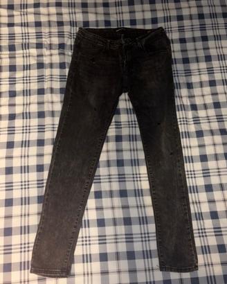 Jeans neri effetto Used