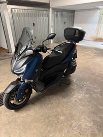 Xmax 400 2019 25000 km