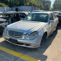 MERCEDES CLASSE E 270 w211 2004 647961 2.7