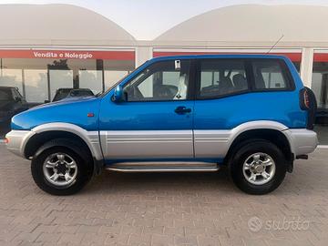Nissan Terrano II 2.7 Tdi 3 porte SE