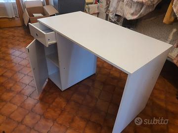 scrivania camera ragazzi