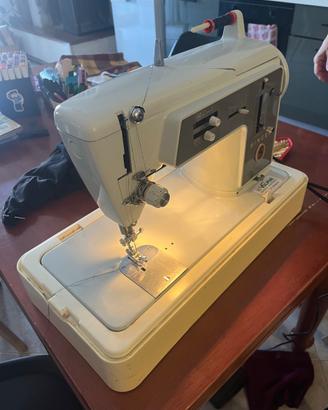 Macchina da cucire Singer 611 M Vintage + accessor