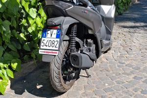 scooter Aprilia 250 scarabeo 