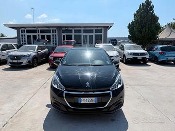 Peugeot 208 PureTech 82 5 porte Allure