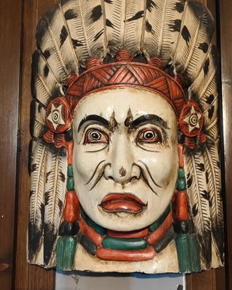 Scultura testa indiana