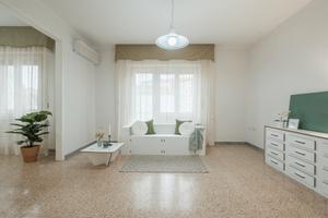 Ultimo piano con tripla esposizione