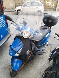 Scooter Piaggio Fly 150 
