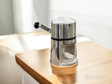 Trita ghiaccio manuale