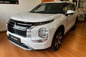 Mitsubishi Outlander 2.4 Phev Plug-in