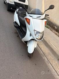 Scooter Honda foresight 250