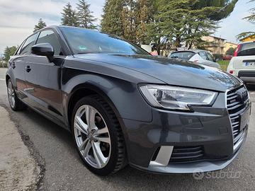 AUDI A3 SPB 30 g-tron S tronic Sport
