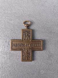 medaglia merito di guerra
