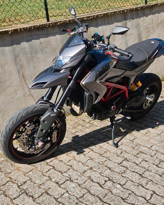 Ducati Hypermotard 821 Sp