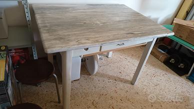 Tavolo Vintage, delle brave massaie di una volta