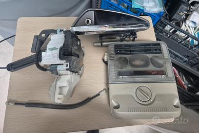 Plafoniera, serratura e maniglia Alfa 159