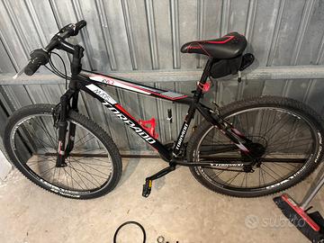Bici Mountain bike  Torpado 29 con accessori