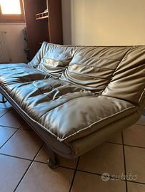 divano  prezzo trattabile
