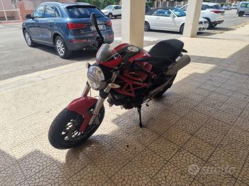 Ducati Monster 696 75 cv - 2008