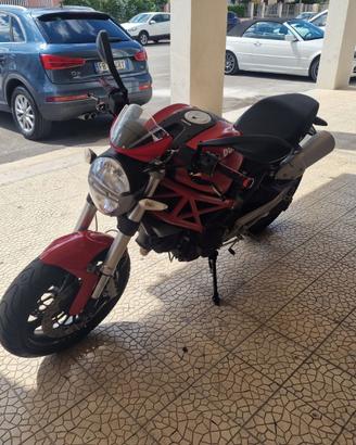 Ducati Monster 696 75 cv - 2008