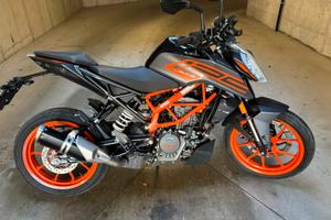 Ktm duke 125