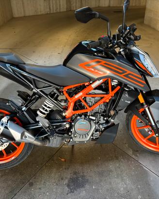 Ktm duke 125