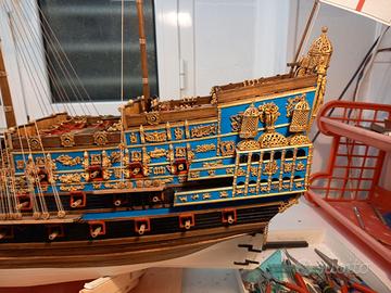 Modellino nave Sovrana dei Mari