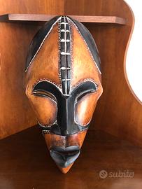 Maschera africana