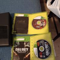 Praticamente NUOVA xbox360 Si completa più giochi