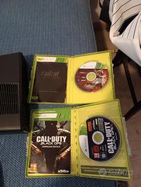Praticamente NUOVA xbox360 Si completa più giochi