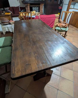 Tavolo in pino verniciato noce