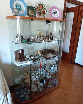 lotto cristalliera ed oggettistica 