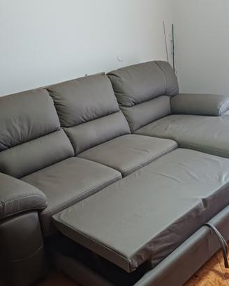 divano letto con penisola nuovissimo 