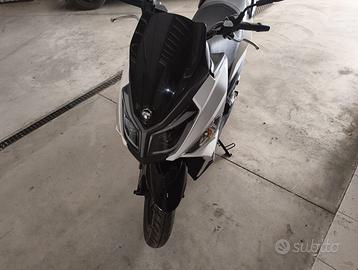 SYM Jet 14 125 – 2024 – SOLO 3.000 KM