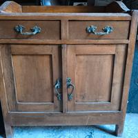 mobile da bagno antico