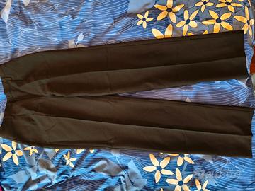 Pantaloni da donna neri taglia S