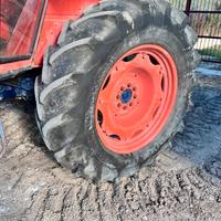 Gomme 14.9 r24 -16.9 r34