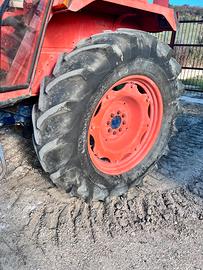 Gomme 14.9 r24 -16.9 r34