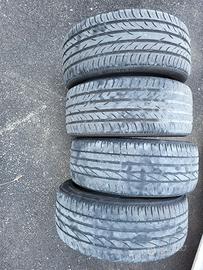Pneumatici /Gomme 225/45/17