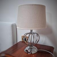 lampada da comodino o tavolo