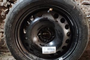 cerchio e copertone Opel corsa 195-55 R16