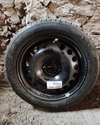 cerchio e copertone Opel corsa 195-55 R16