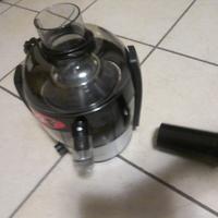 Estrattore :spreme  frutta e verdura