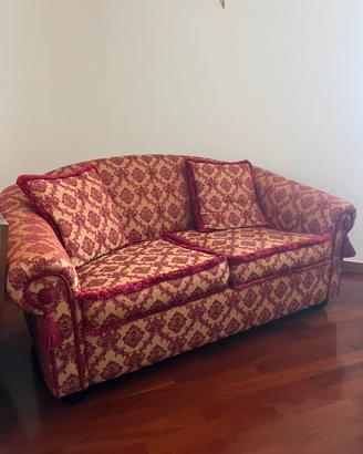 2 Divani (di cui uno DIANOLETTO)