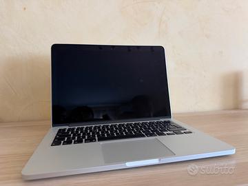 MacBook Pro 13" 2015 — SSD 128GB, 8GB RAM