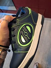 Scarpe con le ruote 
