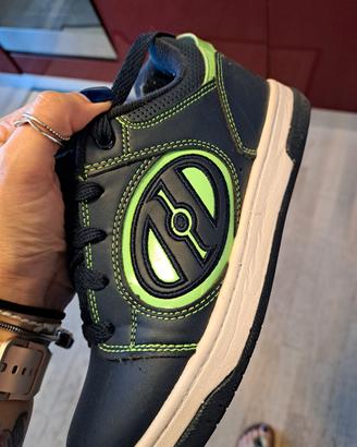 Scarpe con le ruote 